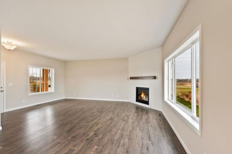 2310 Bronco Ln, Buffalo, MN 55313