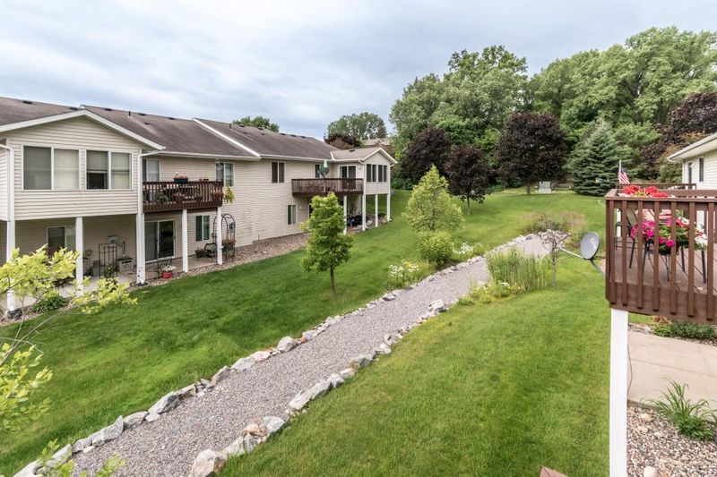 12820 Glen Ct, Apple Valley, MN 55124