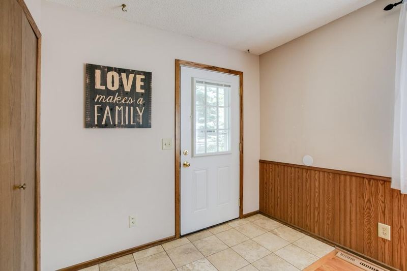 11210 Uplander St NW, Coon Rapids, MN 55433