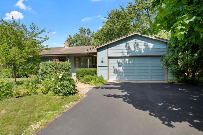 1385 Hallmark Ave N, Oakdale, MN 55128