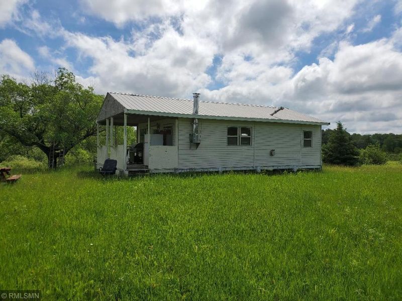 56795 Duxbury Rd, Sandstone, MN 55072