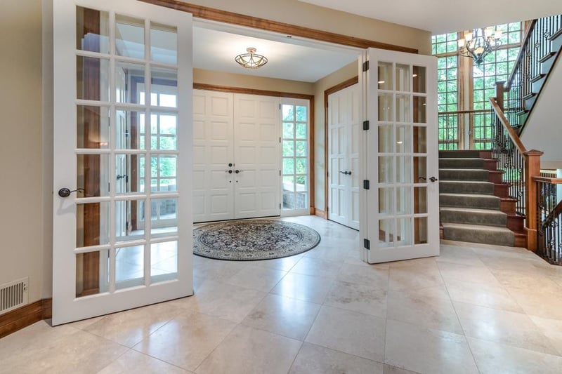 5900 Boulder Bridge Ln, Shorewood, MN 55331
