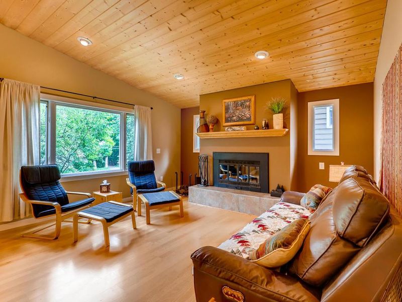 2660 S Shore Blvd, White Bear Twp, MN 55110