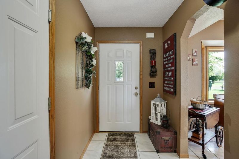 720 W 12th St, Rush City, MN 55069