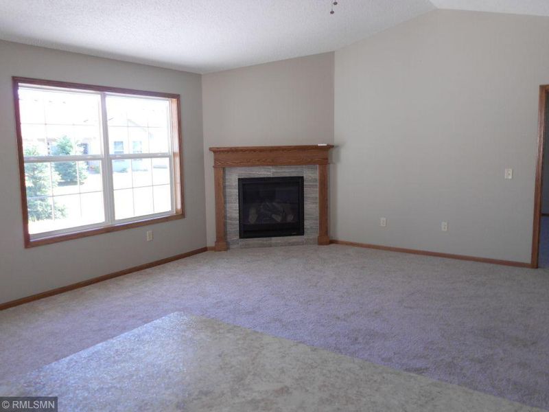 809 17th St N, Princeton, MN 55371