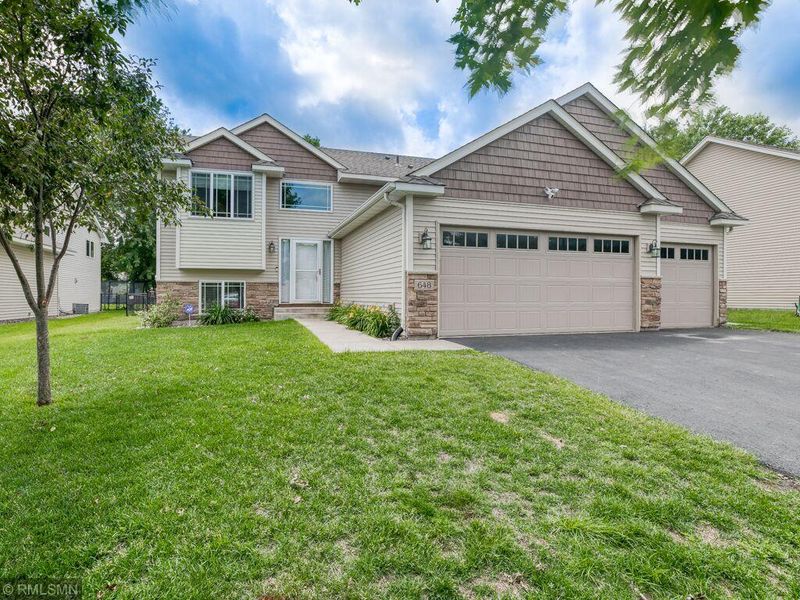 648 129th Ln NE, Blaine, MN 55434