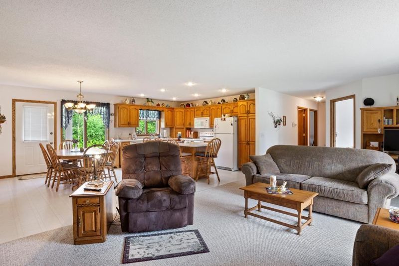 5200 135th Ave, Clear Lake, MN 55319