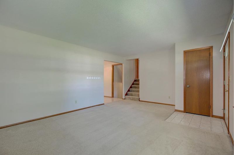 10209 Wren St NW, Coon Rapids, MN 55433
