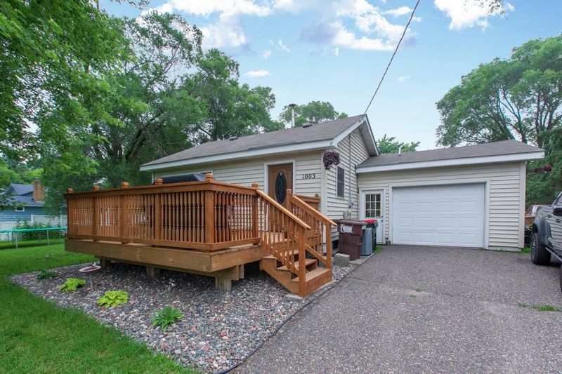 1003 Golf Course Rd, Monticello, MN 55362