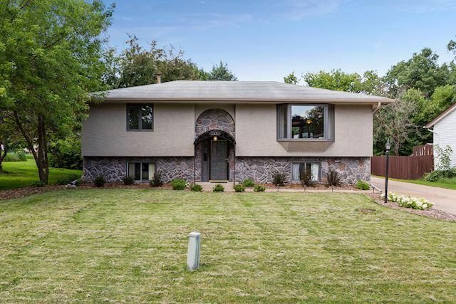 2485 Skillman Ave E, North Saint Paul, MN 55109