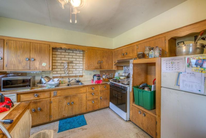 951 White Bear Ave N, Saint Paul, MN 55106