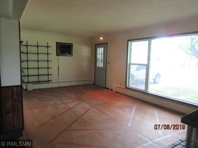 619 Kim Ave, Hamburg, MN 55339