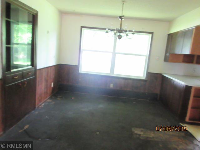 619 Kim Ave, Hamburg, MN 55339