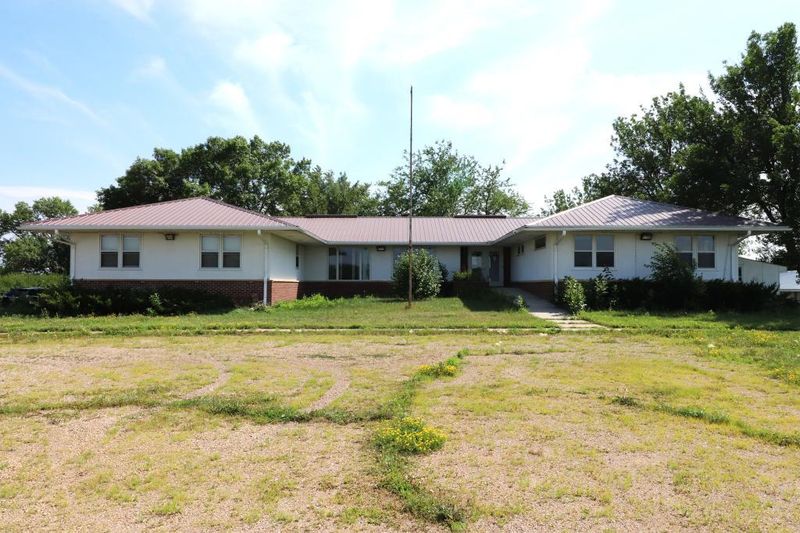 1001 Main Street Us Hwy 14, Courtland, MN 56021