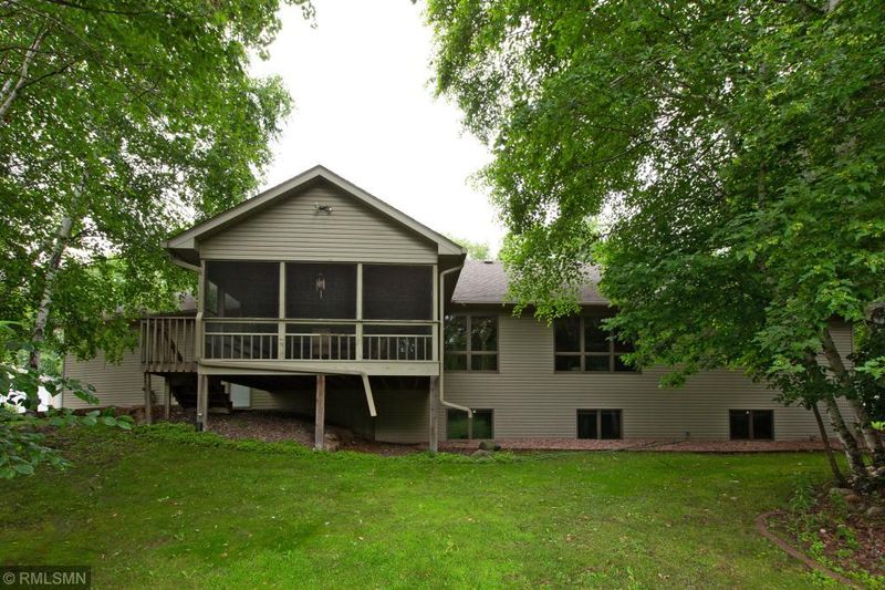 27455 Olinda Trl, Lindstrom, MN 55045