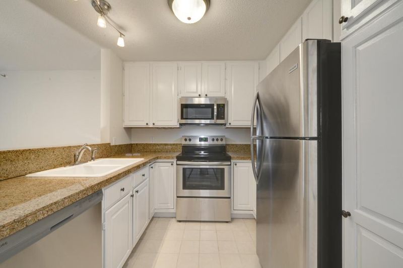 7602 York Ave S #7312, Edina, MN 55435