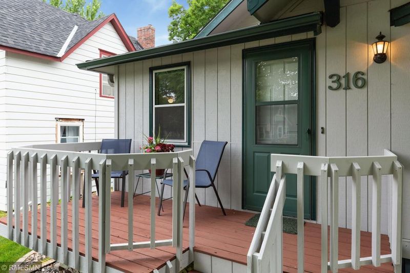 316 3rd St N, Delano, MN 55328
