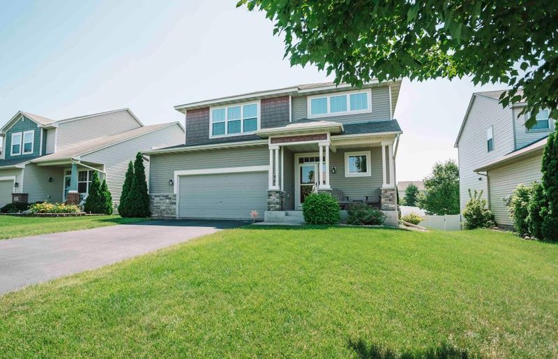 19680 Estes Pa, Farmington, MN 55024
