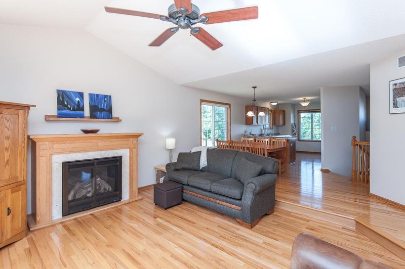 6040 Shetland Dr NW, Rochester, MN 55901