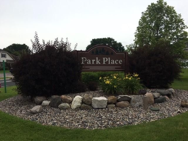 7285 Hunters Rn, Eden Prairie, MN 55346