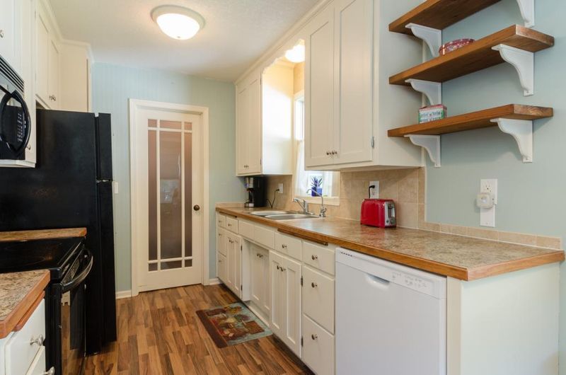 11635 Xavis St NW, Coon Rapids, MN 55433