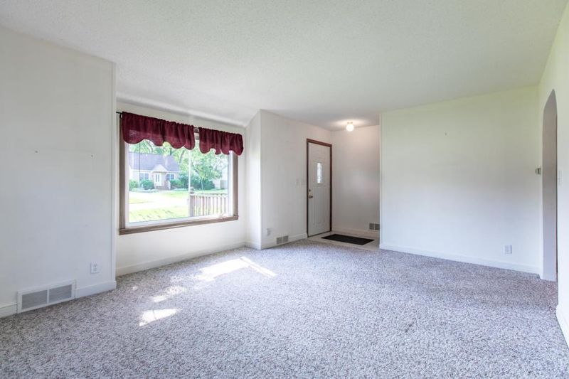 2201 2nd Ave SW, Rochester, MN 55902