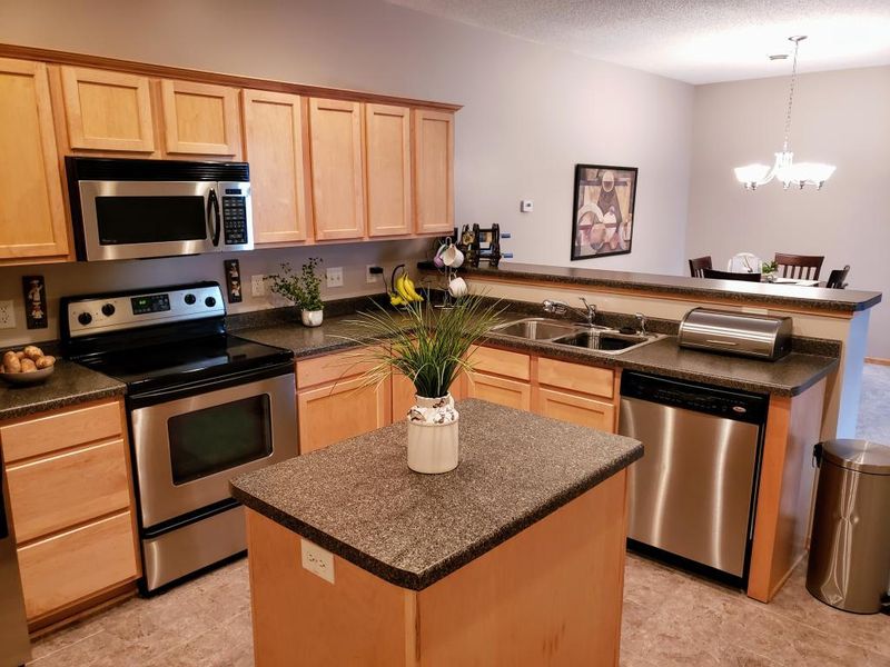 2846 Agate Pl NW, Rochester, MN 55901