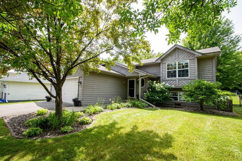 14608 Brunswick Ave S, Savage, MN 55378