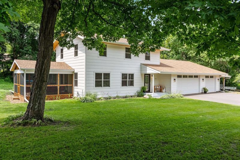 3632 Elmwood Pl, Minnetonka, MN 55345