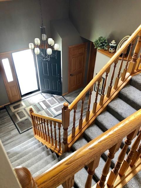 2207 8th Ave SE, Willmar, MN 56201