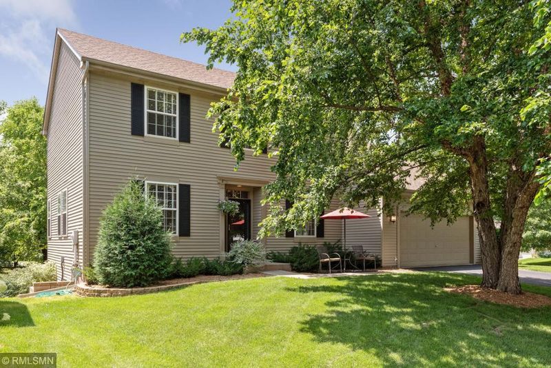 18057 Palmer Cir, Eden Prairie, MN 55347