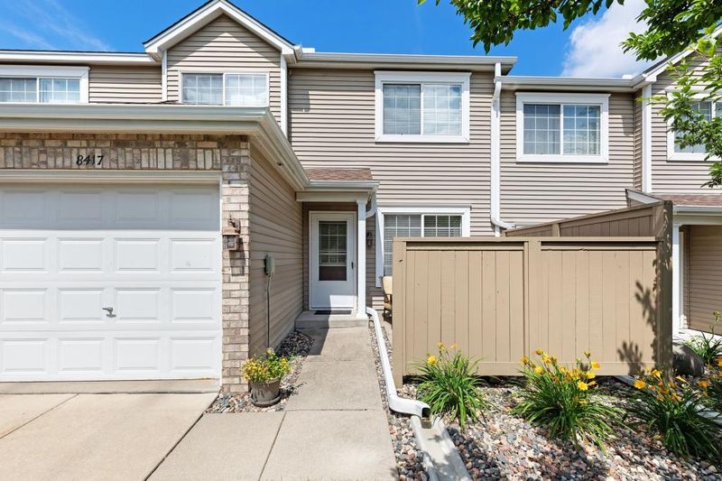 8417 Annapolis Way #90, Eden Prairie, MN 55344