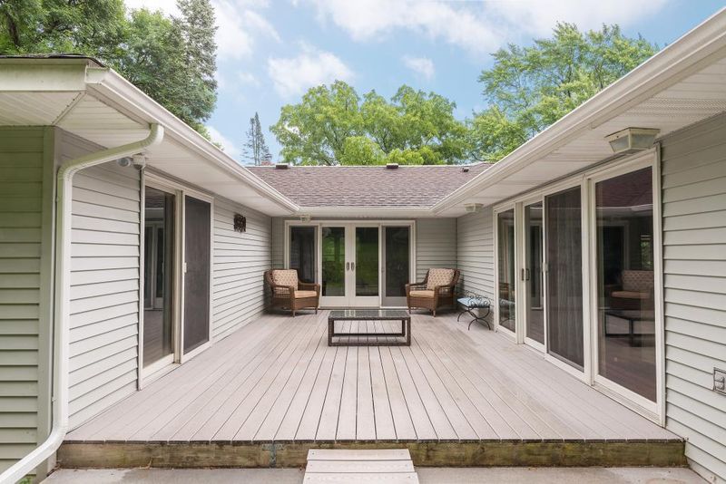 9936 Abbott Ave S, Bloomington, MN 55431
