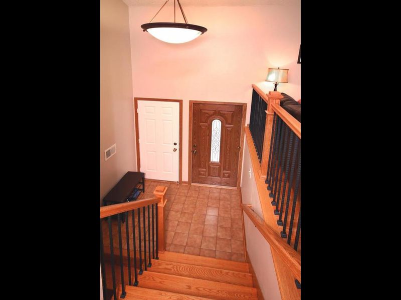 7238 Vervoort Ln, Eden Prairie, MN 55346