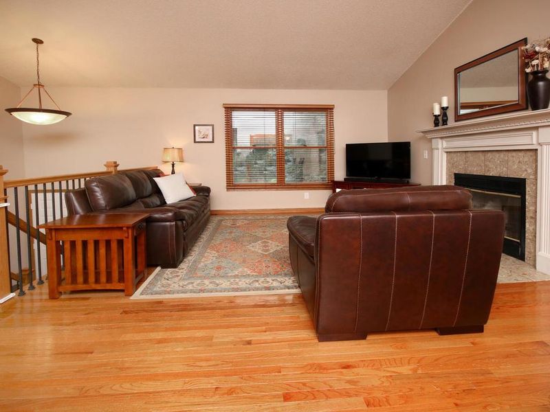 7238 Vervoort Ln, Eden Prairie, MN 55346