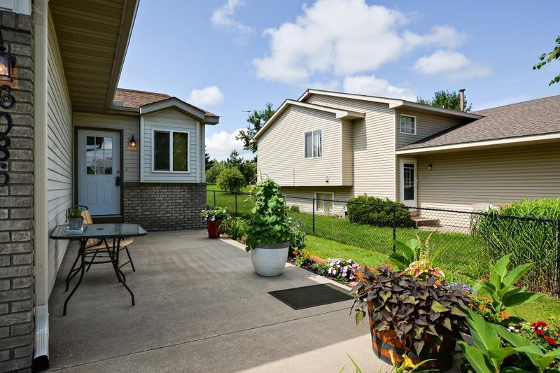 6086 Mill Run Rd, Monticello, MN 55362