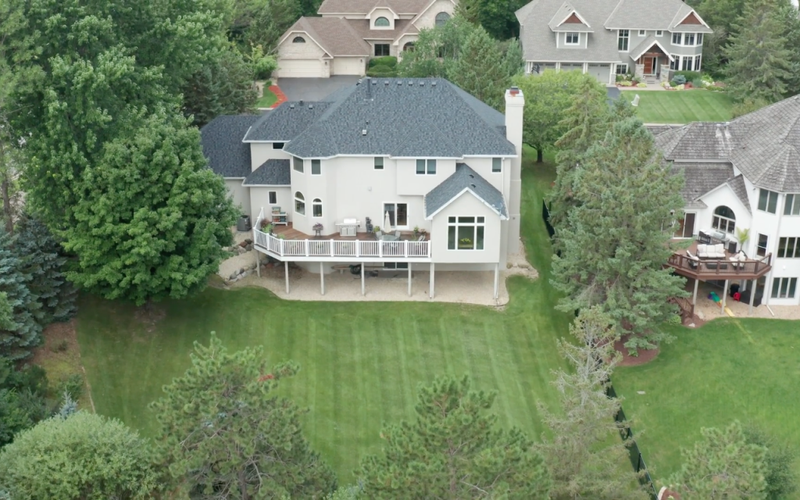 10599 Parker Dr, Eden Prairie, MN 55347