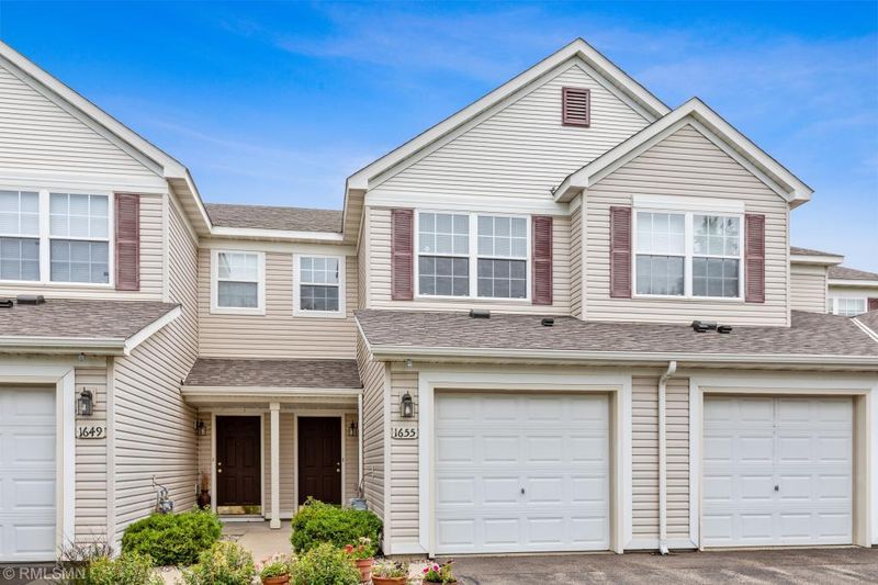 1655 Countryside Dr, Shakopee, MN 55379