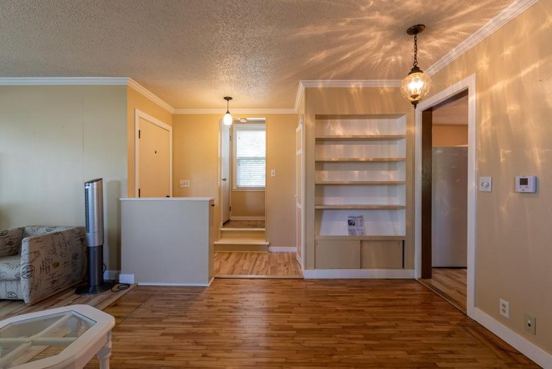 401 E Cedar St, Houston, MN 55943
