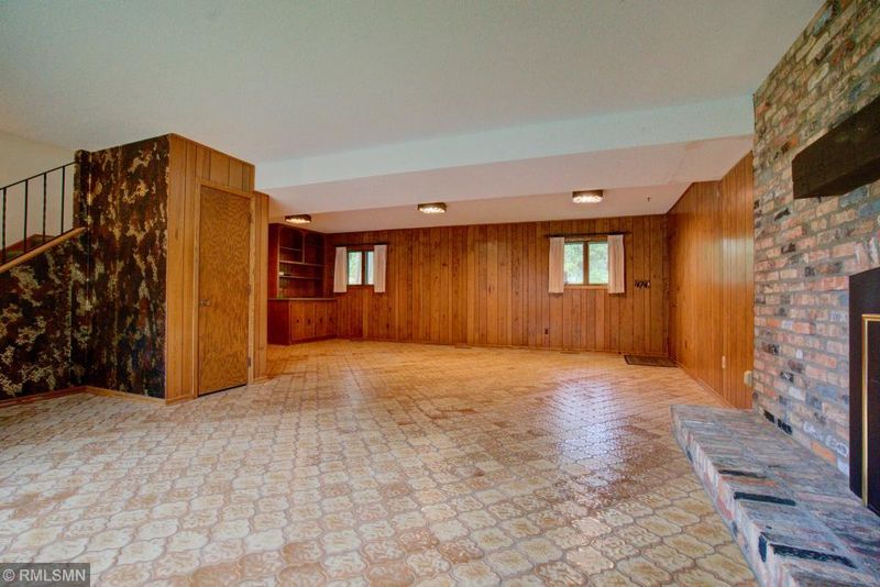 7017 Willow Ln, Brooklyn Center, MN 55430