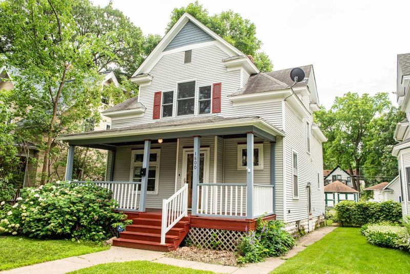 1600 Laurel Ave, Saint Paul, MN 55104