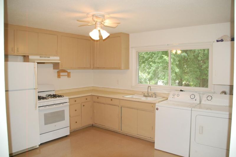 4864 107th Ave NE, Circle Pines, MN 55014
