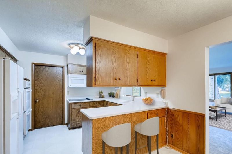 10000 Washburn Ave S, Bloomington, MN 55431