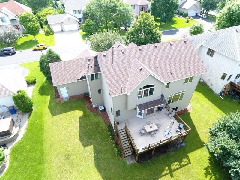 8913 Farnsworth Ave N, Brooklyn Park, MN 55443