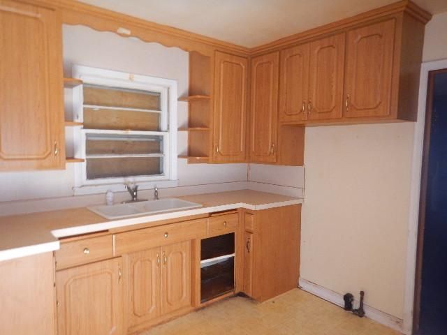 3400 Knox Ave N, Minneapolis, MN 55412