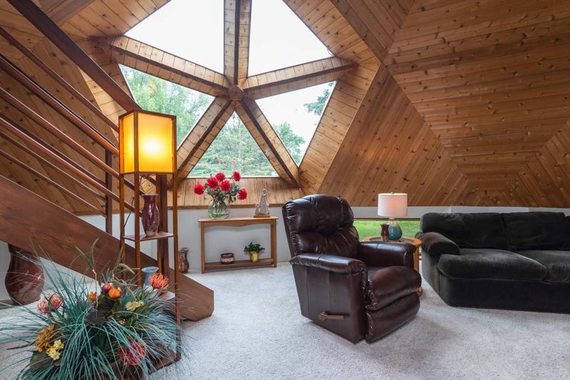 4047 Fairview Ave N, Arden Hills, MN 55112
