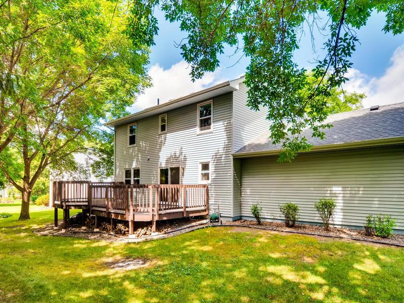 4437 Summer Ct, Eagan, MN 55123