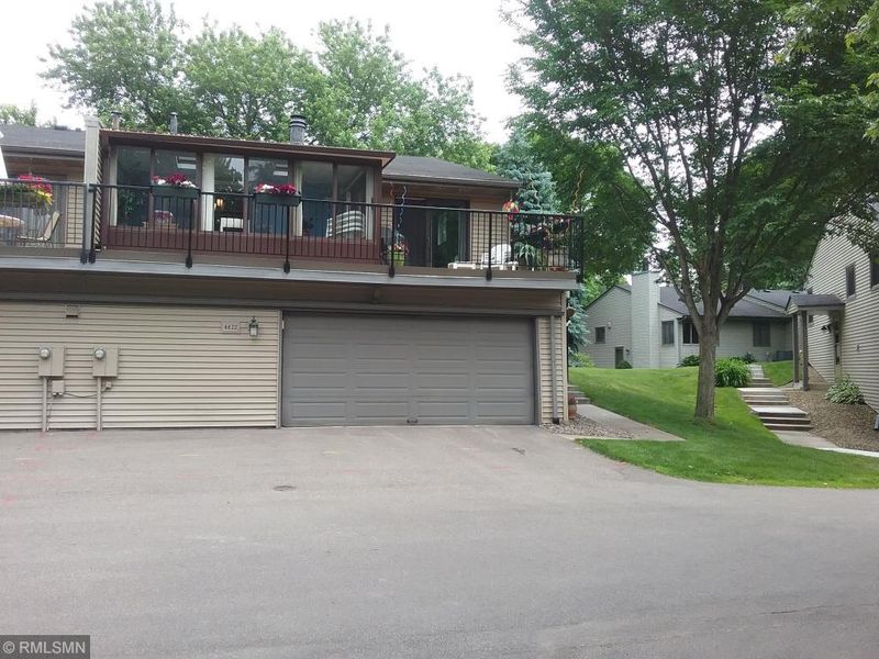 4422 Arden View Ct, Arden Hills, MN 55112