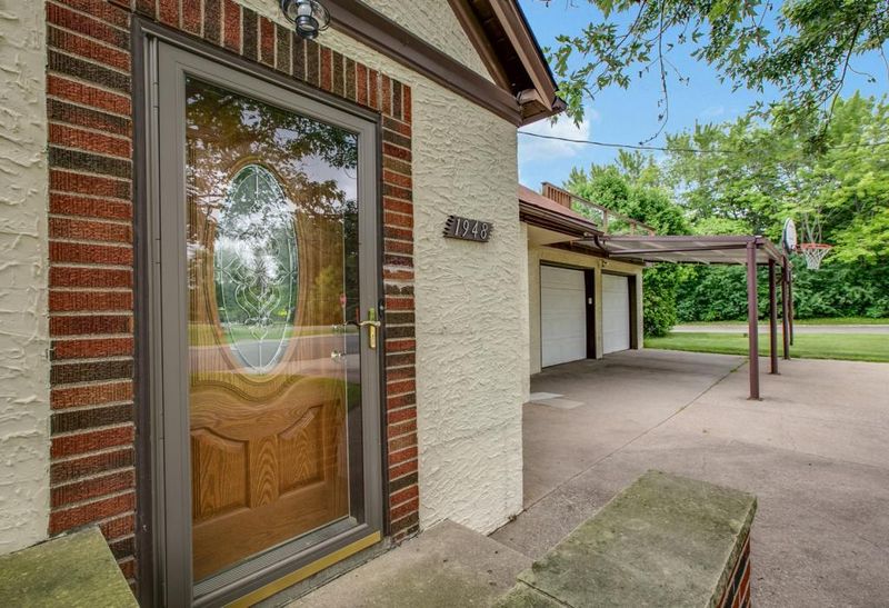 1948 Stryker Ave, West Saint Paul, MN 55118