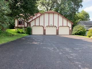 17275 W 62nd St, Eden Prairie, MN 55346